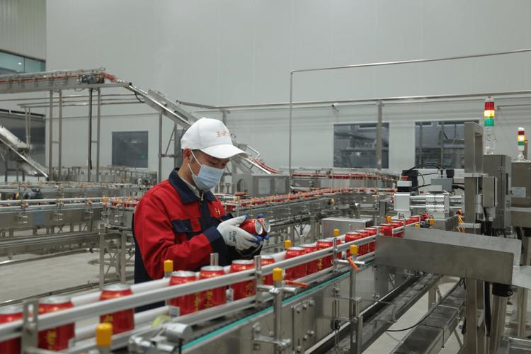 投资75亿王老吉大健康南沙生产基地正式投产每条生产线每小时可出36万